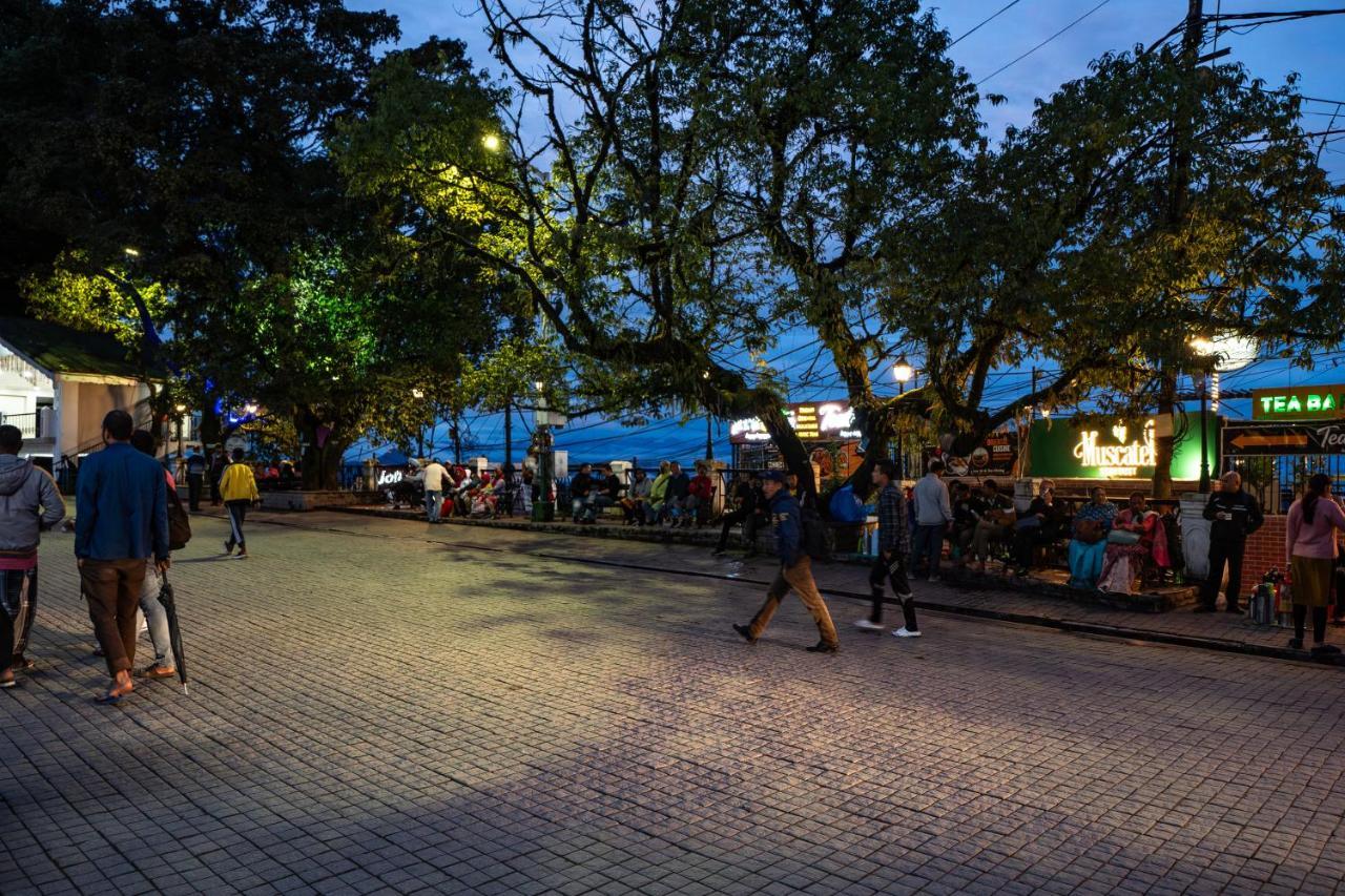 Muscatel Stardust - Chowrasta Mall Road Darjeeling  Ngoại thất bức ảnh